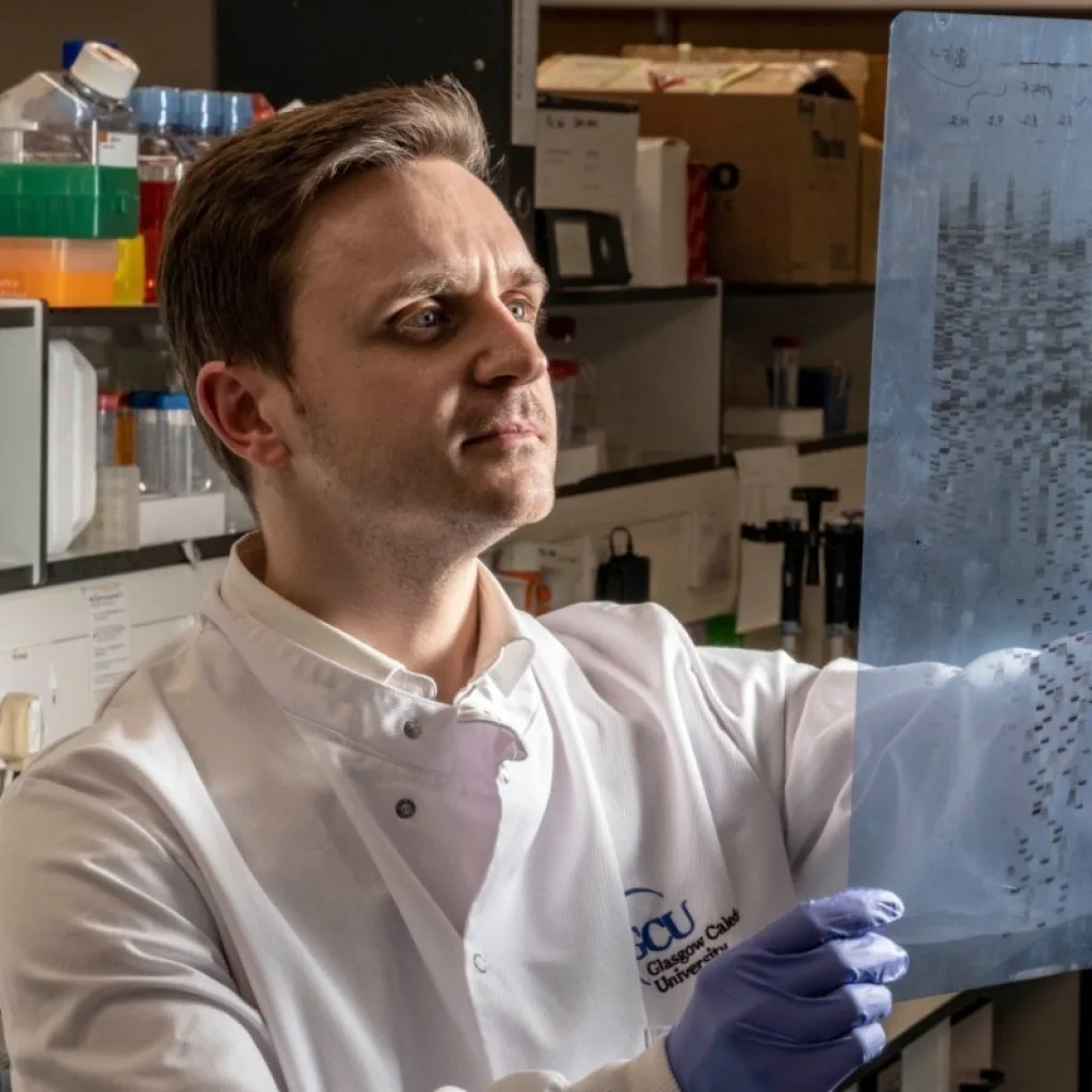 Mark Williams Headshot 2